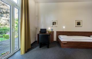 CJD Bonn Castell - Bona - 9