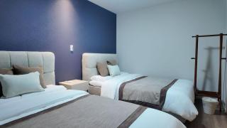 和居 小満 最大 10 名以上 ok 新築三階建て 各階トイレ完備 USJ 心斎橋へ楽々アクセス - 8
