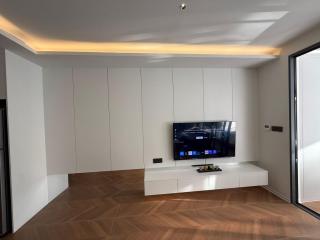 Sunshine BEACH FRONT access to the pool - 1