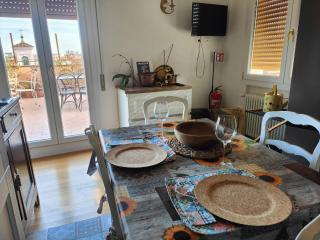 Charming Apartment In The City Center "Terrazza Sui Tetti" - 3