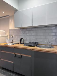 2BDR Gellért Stay w AC & Balcony by NW - 5