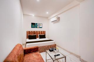 Hotel O by OYO Happy Stay - 1