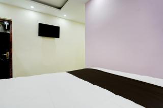 Hotel O Royal Sangrila Inn - 1