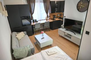 Cozy Studio Heart - 3