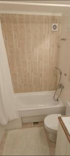 Studio apartment with panoramic window - 6