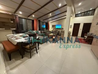 Murree 3 bed Chalet with a Lawn and Parking, Mall Road - 3