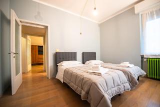 Aurea Living Parma Family & Business Parcheggio - 6