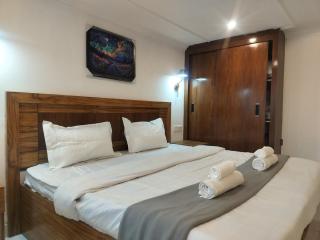 Ambience Home Stay - 8