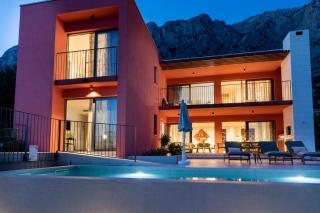 Galeria Holiday Home Makarska - 8
