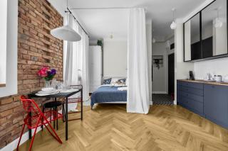 Włochy Apt - Parking, Lake and Park View - by Rentujemy - 4