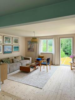 Classic Swedish Wooden House Near Sea And Forest - 8