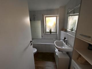 Stilvolle, helle & gemütliche Erdgeschoss-Wohnung - 2