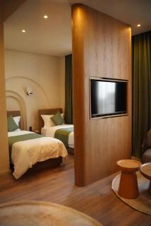 Dastan Grand Hotel - 8