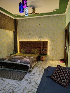 Varanasi Holiday Stay - 3