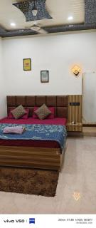 Varanasi Holiday Stay - 8