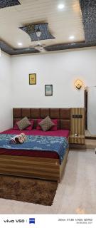 Varanasi Holiday Stay - 0