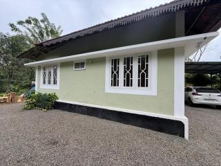 Riverside Homestay Mankulam - 8