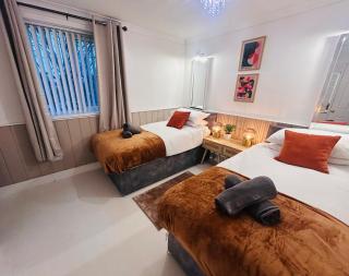 Churchill Apartment- 4 Beds- Free Parking- Near NEC BHX & HS2 - 9