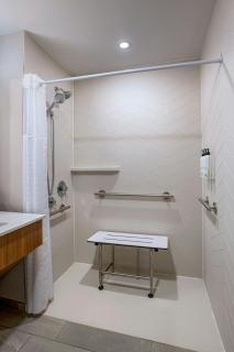 Fairfield by Marriott Medford Long Island - 4