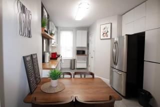 Hoboken 15 Min Train to Manhattan Full Kitchen - 9