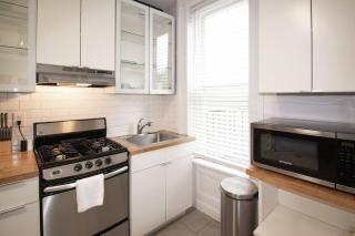 Hoboken 15 Min Train to Manhattan Full Kitchen - 3