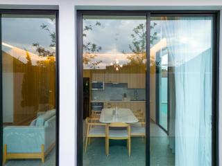 BangTao 4-Bedroom Brand New Modern Luxury Villa 2024 Minimalist Design Spacious 15-meter L-Shaped Swimming Pool Ideal for Guests - 6