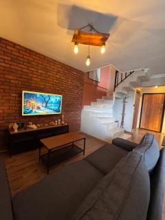 Central Cozy Villa 5 Min to Beach - 9