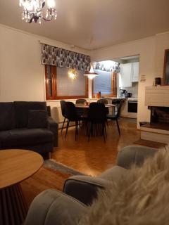 Sweet Home, fireplace - 1