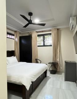 Bigsign Executive Suit - 0