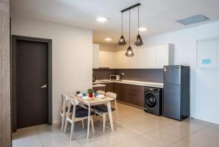 Comfortable City Stay at Suasana Suites JB - 3