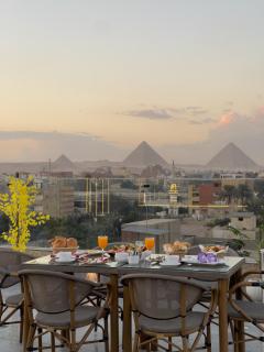 La Veranda Pyramids View Hotel With Rooftop Access - 2