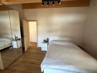 New loft apartment with mountain views - 2