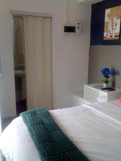 Ekhaya Airport Lodge - 9