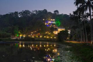 Karlad Lake Resort - 1