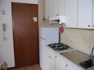 Lovely flat just 400mt from the sea - 8