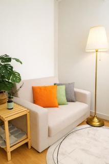 STAY H # Prime Location # 1 Stop to Seongsu # Lines 2,5 #Hongdae# Myeongdong# KSPO #DDP - 1