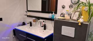 Beautiful, cozy room in Remseck near Stuttgart - ROOM A - 1