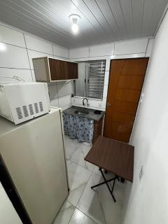 Kitnet SEM FILA KIT 10 min Lagoinha e Ponta das canas com ventilador - 3