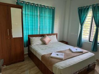 The Karlyle Homestay - 9