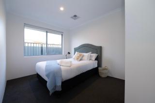 Henley Brook - Finest - 7