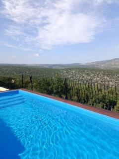 Kosher 4 bedroom Villa Newly renovated - 0