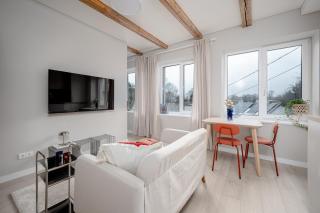 Modern 1BR Apartment Free Parking Fast Wi-Fi - 8