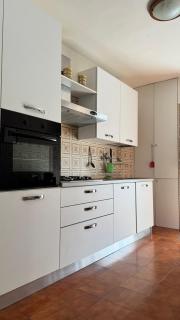 Emilia Tre camera in appartamento bagno privato - 9