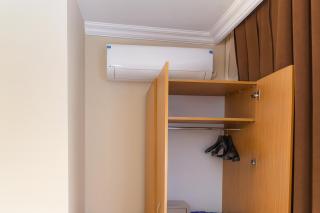 Lion Stone Hotel - 1