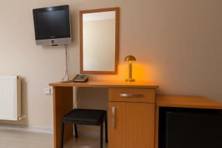 Lion Stone Hotel - 8