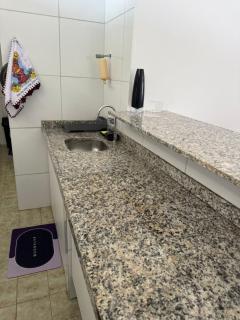 APT ventilado, 2 quartos, pertinho da praia - 9