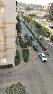 Hyde Park 2BR Luxury Apartment - 2