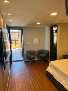 Cobertura com piscina privativa e vista para o mar - 3