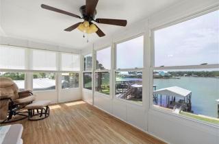 Sittin on the Dock of The Bay - 8