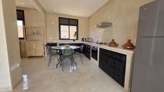 TheCastleLeftVilla - 0